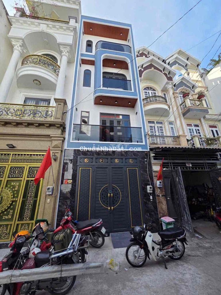 nhà mới 💯 4 tầng 4pn 5wc gần chợ Bình Thành, trường học cấp 1 2 3