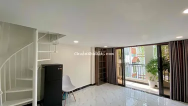 DUPLEX 1 TRỆT 1 LỬNG NGAY CV GIA ĐỊNH GIÁP SÂN BAY BV 175