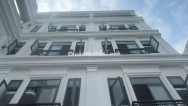 Phòng ban công mới xây đường Phan Anh Bình Tân