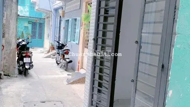 Nhà Mới 1 Trệt 1 Lầu Ban Công Hẻm Xe Máy Ngay Võ Văn Kiệt Q1