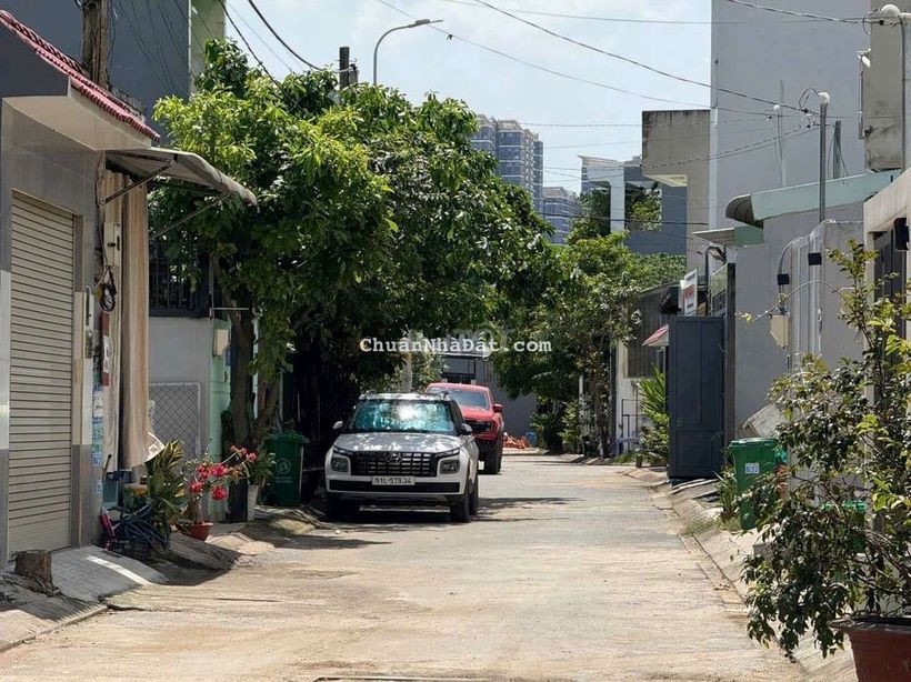 Nhà Phố 3 Tầng Gần Vinho.é