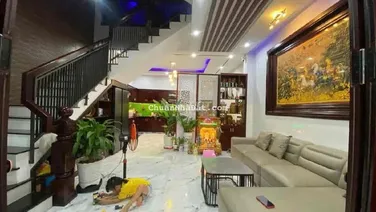 NHÀ ĐẸP 3 TẦNG 4 PN 100M2 ĐƯỜNG NGUYỄN NHÀN 5.4 TỶ