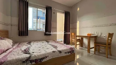 Cho Thuê Căn Hộ Ban Công - Cửa Sổ - Thang Máy - Cao Cấp