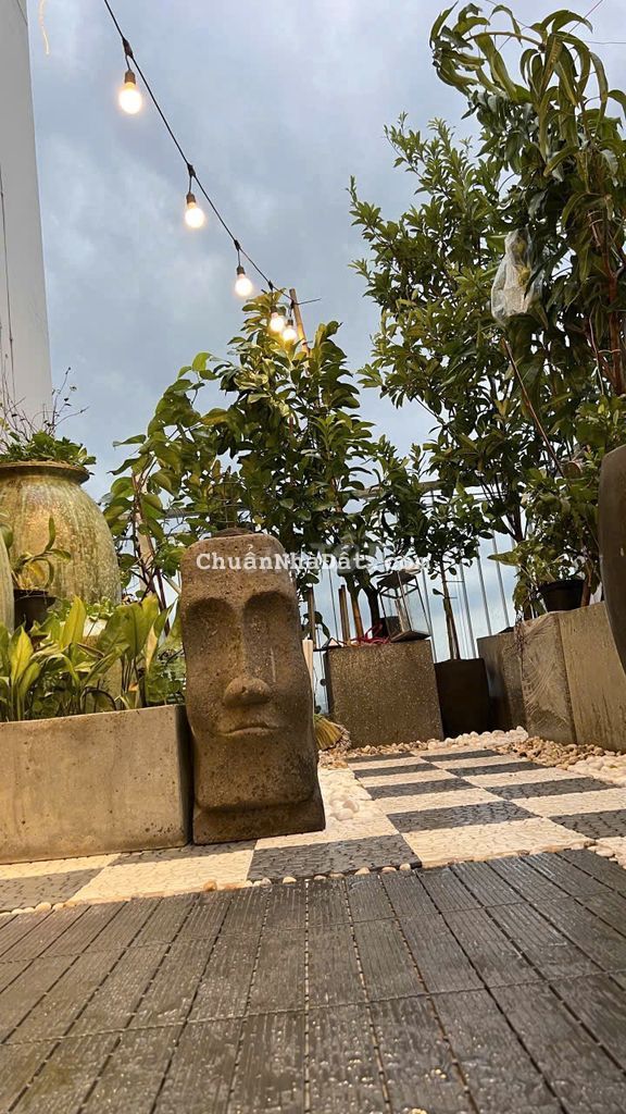 PENTHOUSE LUXGARDEN QUẬN 7- SÂN VƯỜN RIÊNG 18M