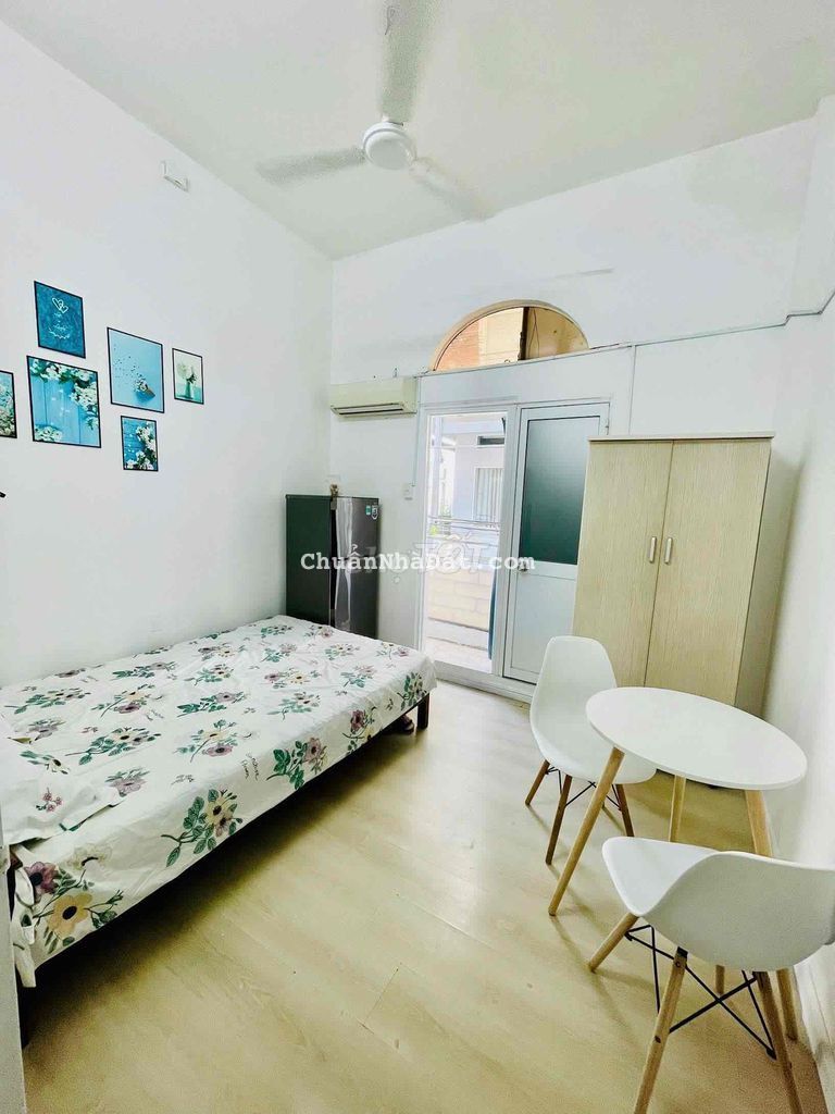 ‼️PHÒNG BAN CÔNG TÁCH BẾP MỚI TINH FULL NỘI THẤT NGAY NGÃ TƯ PHÚ NHUẬN