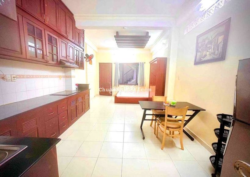 PHÒNG ĐẦY ĐỦ TIỆN NGHI GIÁ RẺ CỘNG HOÀ TÂN BÌNH