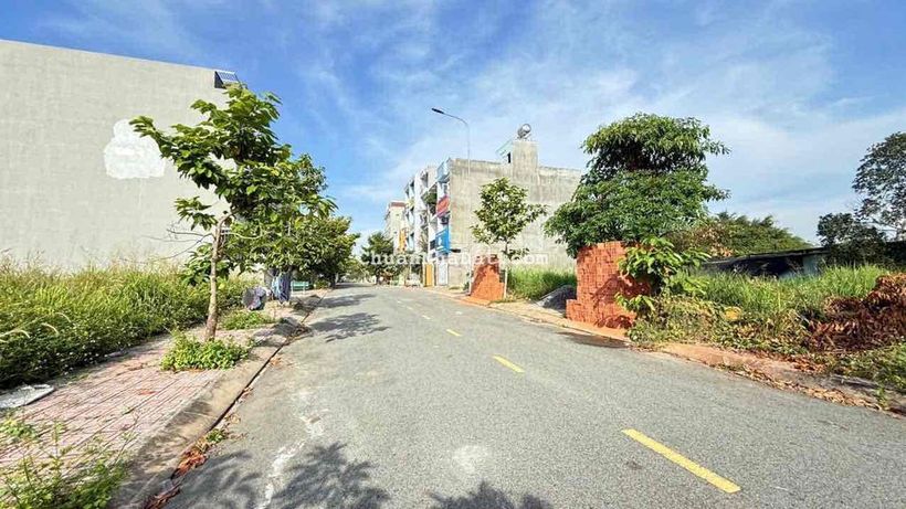 Đất KDC Phú Hồng Thịnh 10, P Bình An, Tp Dĩ An.