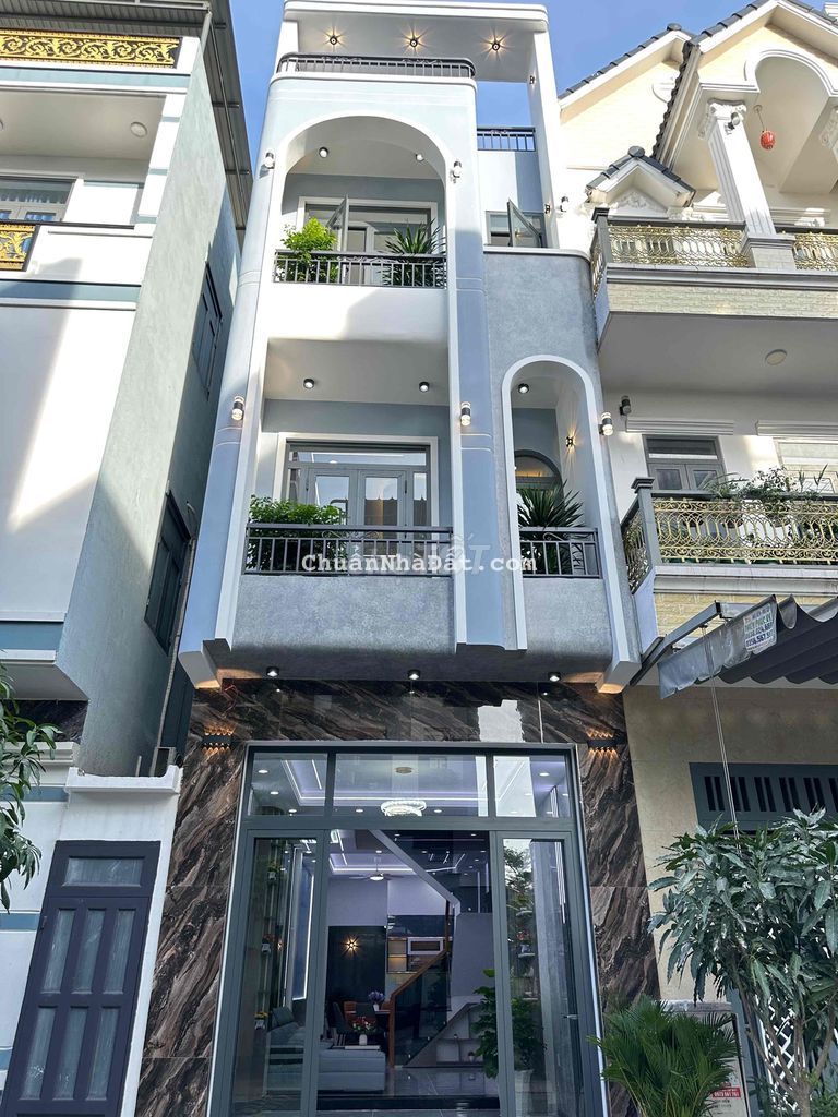 NHÀ HOÀN CÔNG - KDC P. BÌNH CHUẨN - DT 743 FULL NỘI THẤT VIP Ở NGAY