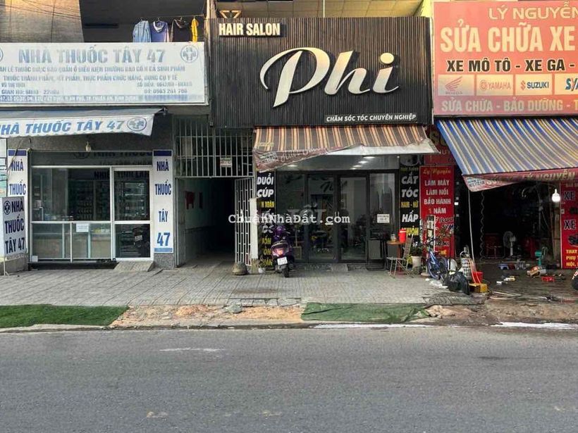 cần bán căn nhà kdc vietsing dt 140 full thổ cư