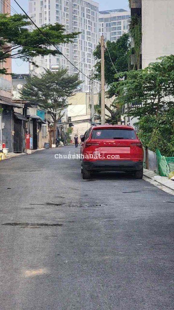 Đất đối diện khu Đô Thị Vạn Phúc, giá 4,6tỷ.