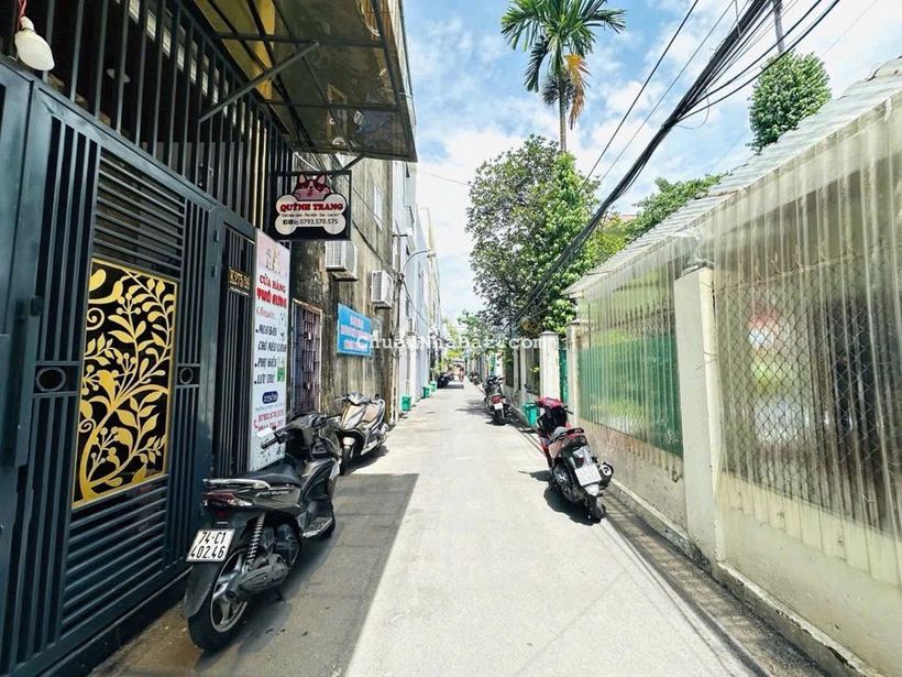 2 mặt kiệt có sẳn nhà - nở hậu 8m-- Chủ cần bán gấp