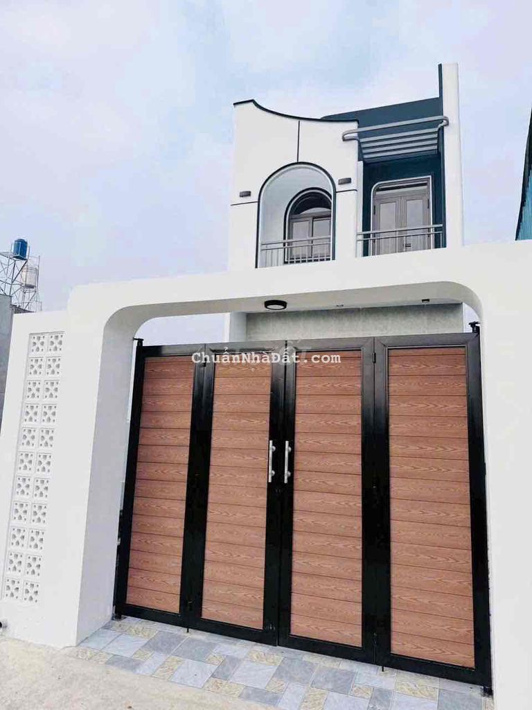 cần bán nhanh căn nhà 1 lầu 1 trệt ,4 phòng ngủ , nhà nở hậu.