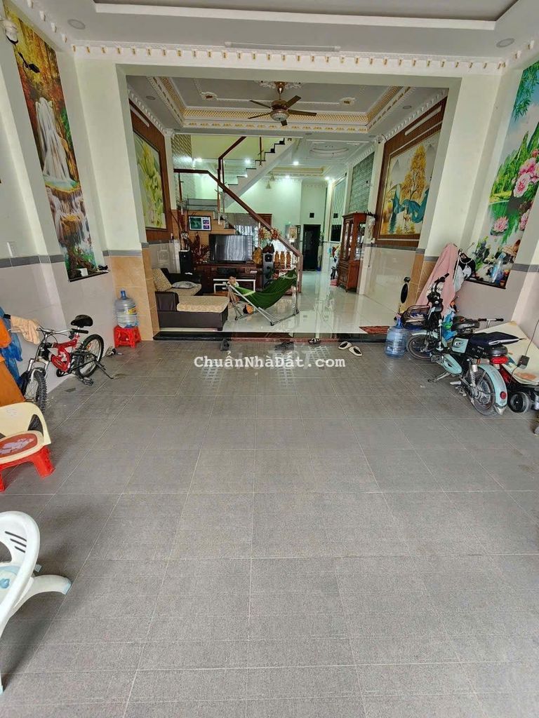 Bán nhá trệt lầu gần ngã tư Bình Trị - chợ Tân Bình, Dĩ An