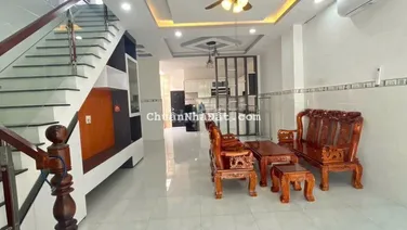 Căn nhà phố Oasis City cần cho thuê