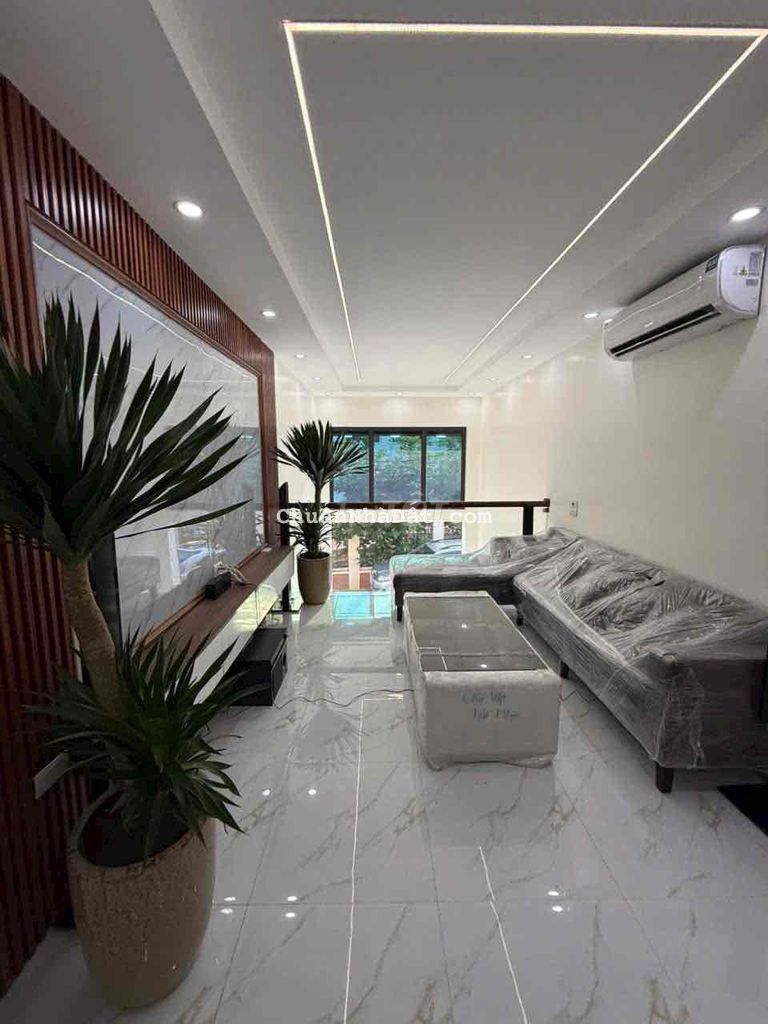 NHÀ MỚI ĐẸP PHÚ LƯƠNG - 5 TẦNG  VỊ TRÍ HIẾM , OTO GIÁ CẦN BÁN