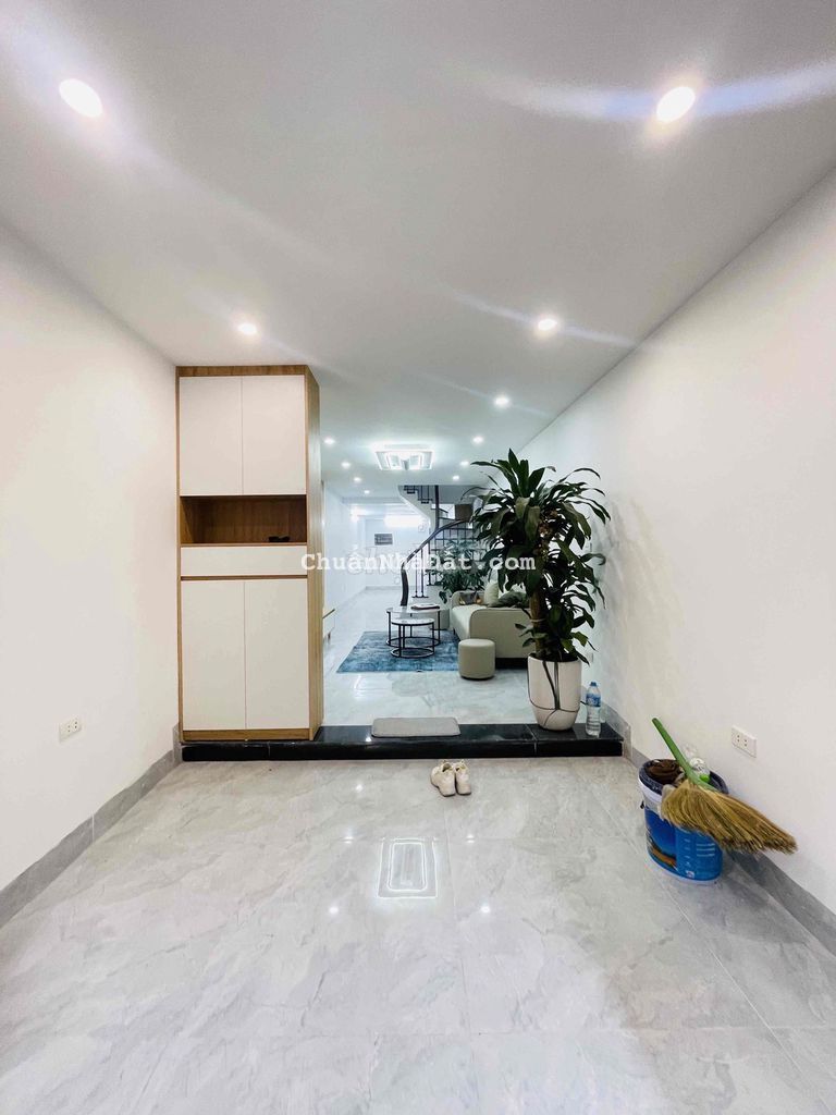 🚀🚀NHÀ MỚI FULL NỘI THẤT PHỐ LĨNH NAM: 44M/ 3 TẦNG/ 3 NGỦ/ GIÁ 3,95 TỶ.