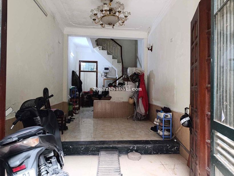 Cho thuê nguyên căn ngõ 226 Tân Mai