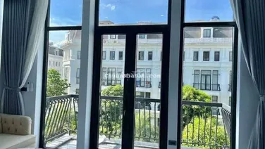 Cho thuê căn hộ studio 48m full nội thất view ban công giá 6.5triệu