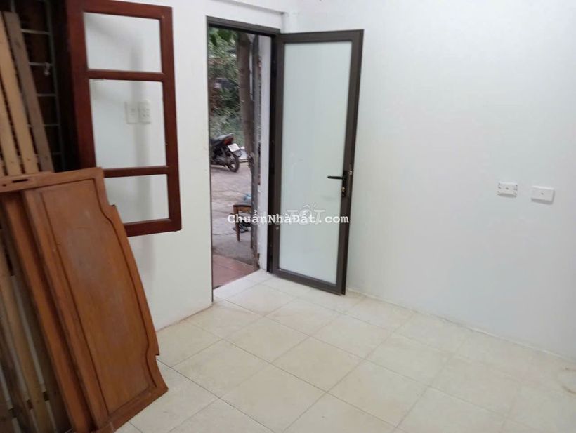 Cho thuê nhà riêng Vĩnh hưng 40M 2PN ,4 Triệu-có phòng nhỏ 2,5 Triệu