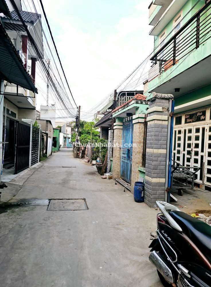 Bán nhà shr dt 107m2 gần chợ dĩ an 1