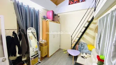 Phòng khép kín tầng 2 – khu Hoàng Hoa Thám – giá 3 triệu