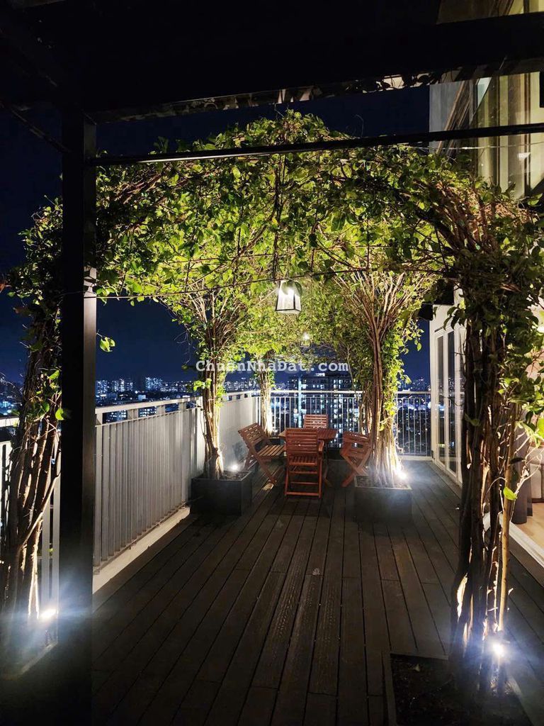 Duplex/ Penthouse Sân vườn, rộng 175m2, sổ hồng có sẵn, mới 100%