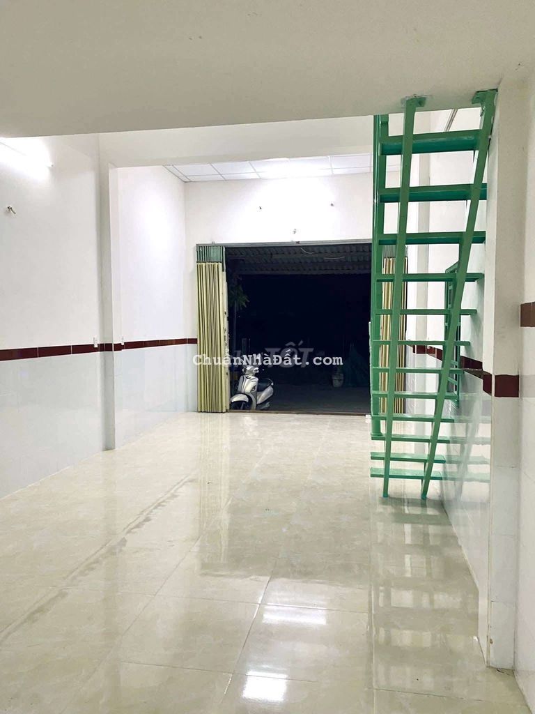 Cho thuê nhà nguyên can