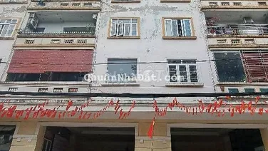 Giá hiếm hơn 4 tỷ chung cư 37 Ngõ 67 phố Đức Giang 67m2 - 2 phòng ngủ