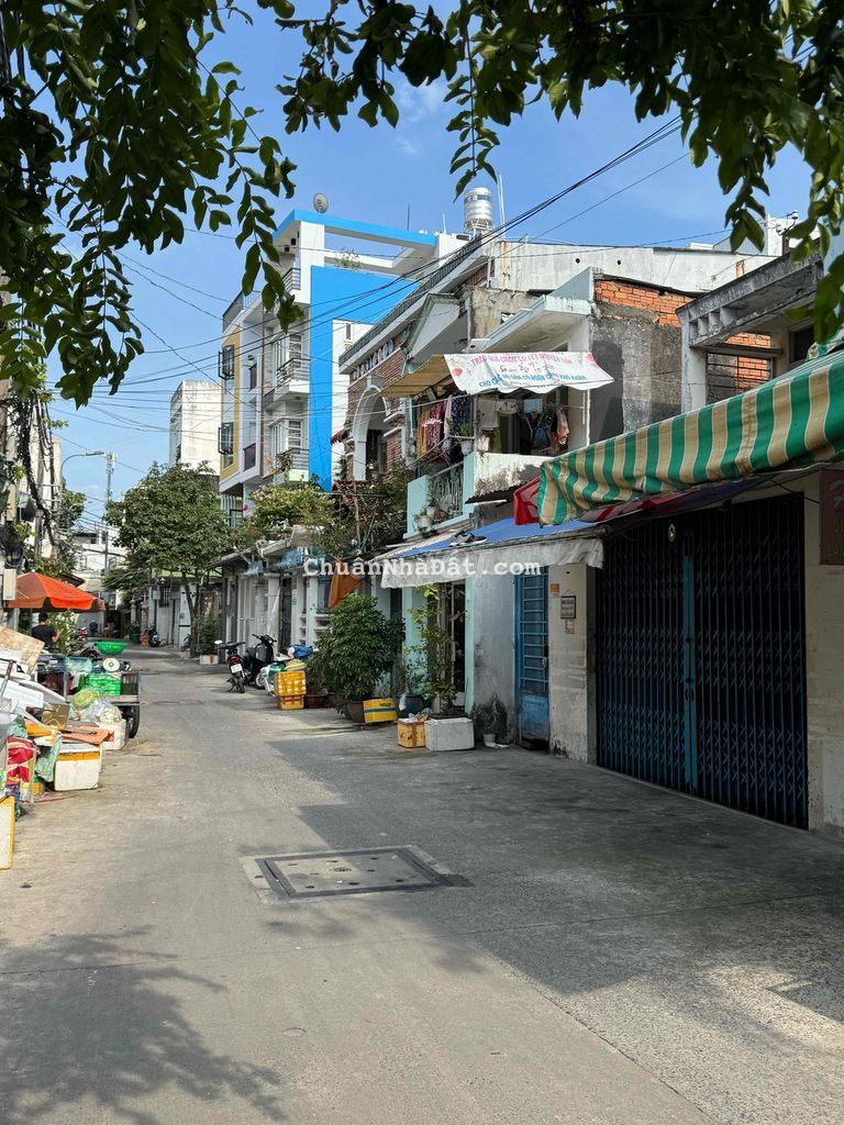 NHÀ C4 GẦN CHỢ BÀ CHIỂU. 80M2 (5,5x15). HXH 6M THÔNG. SHR NHỈNH 7TỶ