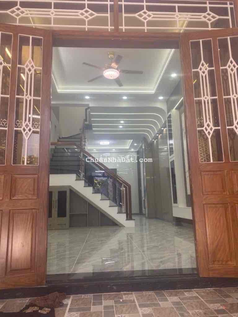 Bán nhà Tân chanh hiệp 2 tầng sát vách hiệp thành city TCH 08 nhinh 4t