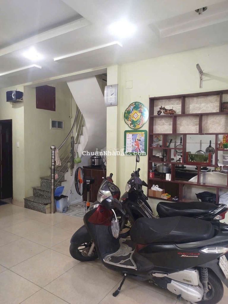 🏘️ Nhà bán gấp 2 lầu 5 phòng 4vs,sát Nguyễn Ảnh Thủ, Trung Chánh 🏘️