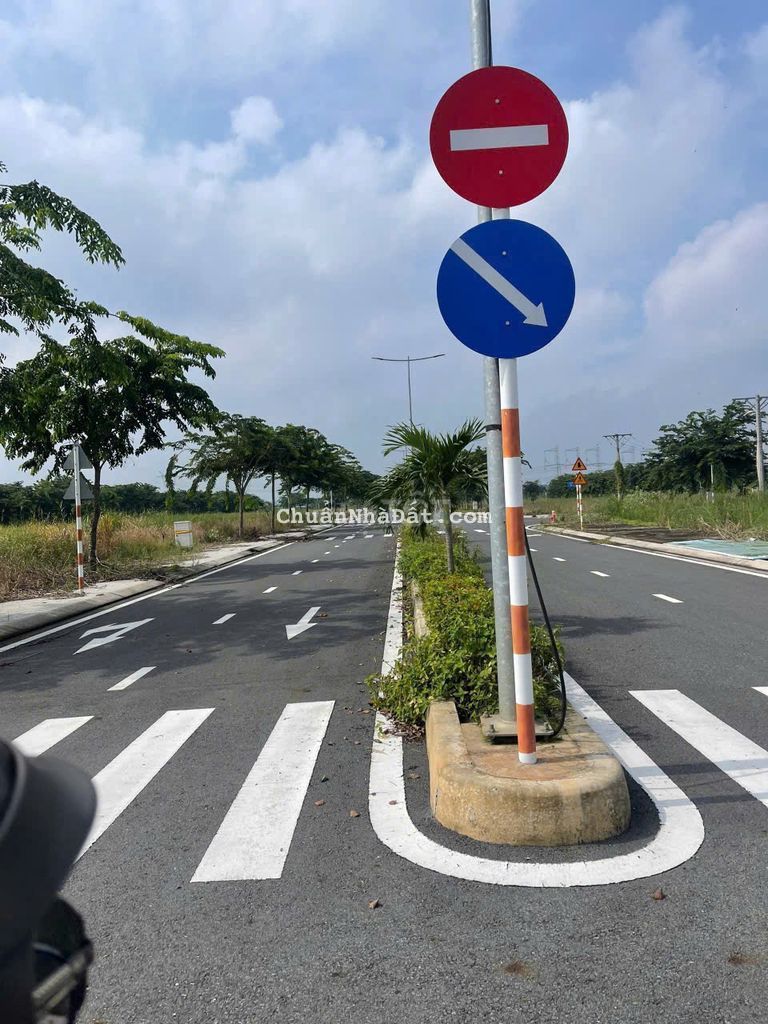 Bán Đất Thổ Cư SHR 5x18, TL 10, Đức Hòa Đông, Giáp Ranh HCM.