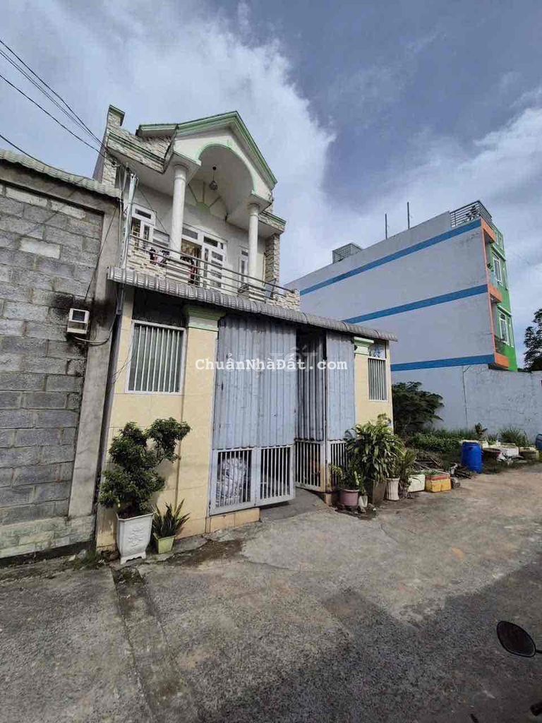 cần bán gấp nhà linh Xuân 81m2 giá tốt