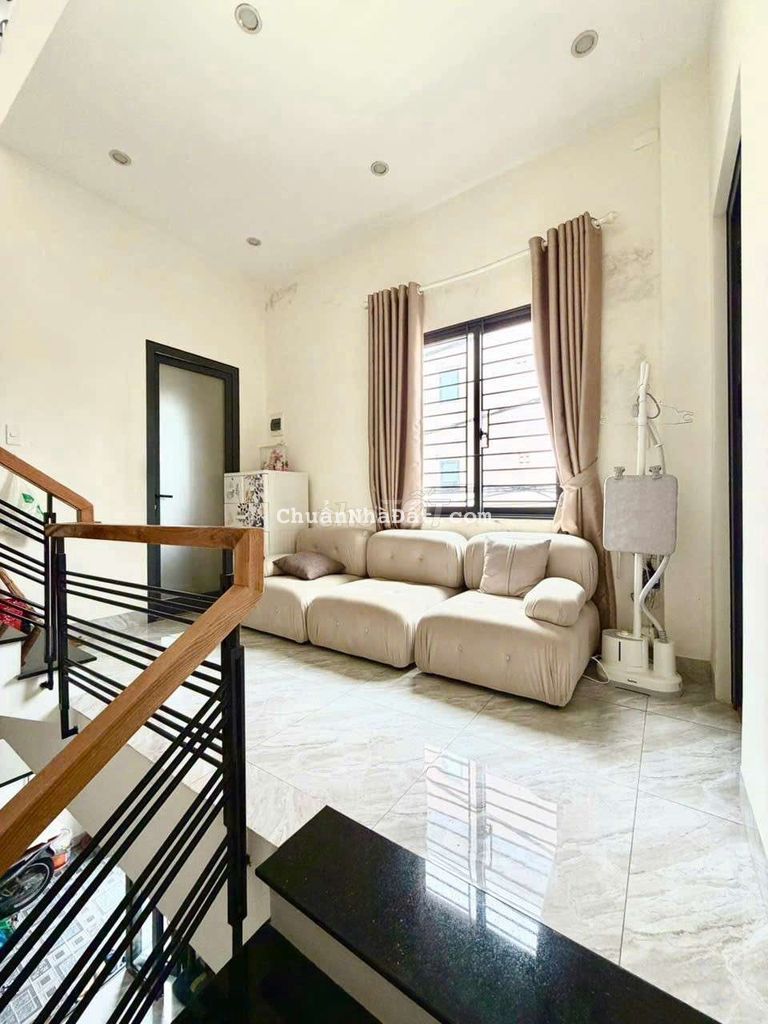 NGAY TRỤC 123 CÙ CHÍNH LAN XÓT CĂN SẬP HẦM