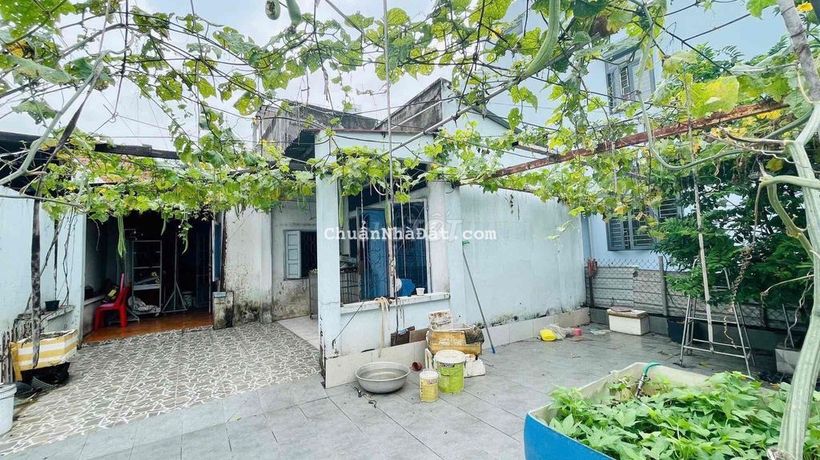 BÁN NHÀ NGANG 10 SÂU 20 SỔ HỒNG THỔ CƯ