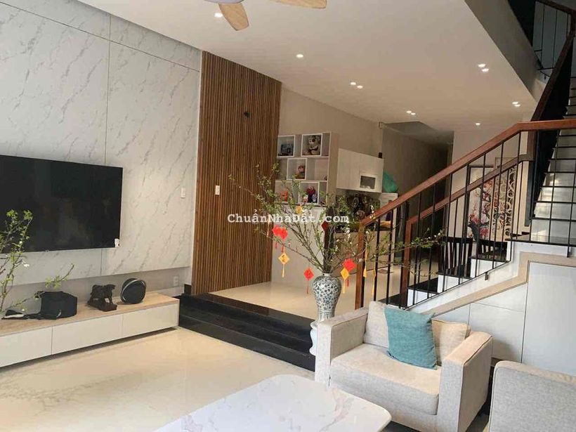 Siêu phẩm nhà 3 TẦNG mới đẹp đường 7m5 THANH LƯƠNG 18, khu VIP HOÀ XUÂ