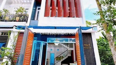 BÁN NHÀ 3 TẦNG (4PN) - CÓ NỘI THẤT, KDC NAM LONG, GẦN HỒ CẢNH QUANG.