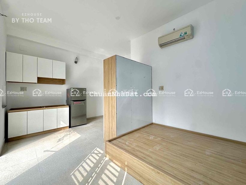 STUDIO BAN CÔNG FULL NỘI THẤT NGAY KHU SÂN BAY - GẦN TRUNG TÂM