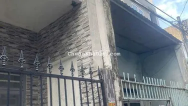 Cần tiền bán gấp căn nhà cũ SHR hẻm thông TTH