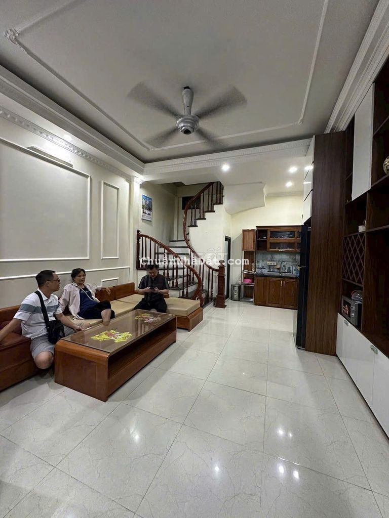 Cho Thuê Nguyên Căn- Gần Aoen - 3 Ngủ - Full Đồ - 9Tr