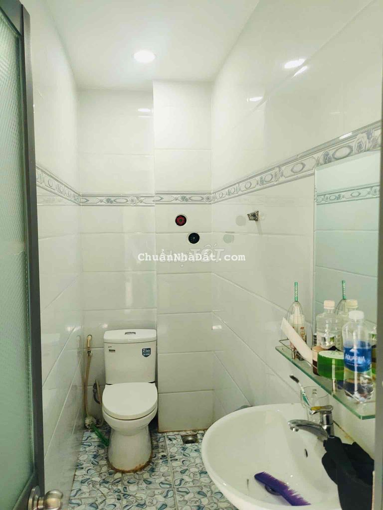 NHÀ 3 Tầng Lottemart Q7 - 40m2 3pn - 50m ra mặt tiền - BTCT nhỉnh 3 ty