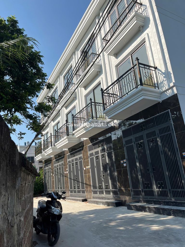 Chính chủ cần bán gấp nhà Phụng Châu, Chương Mỹ 35m2 nhỉnh 3 tỷ