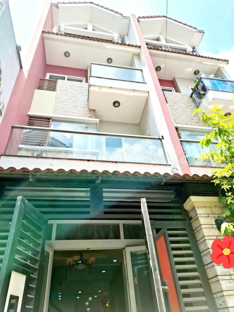 Hẻm xe hơi khu vip, nhà đẹp 4 tầng 57m2 (4.2x14), gần Phạm Văn Đồng