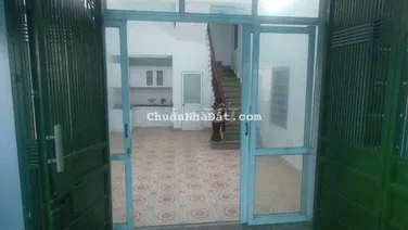 Cho thuê nhà 3 tầng. Ngõ oto gần chợ. Hàng xóm yên tĩnh