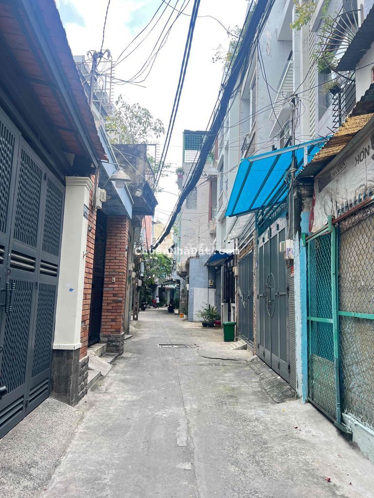 Bán nhà hẻm ô tô , 55m2 giá *** khu vực , chủ bán nhanh