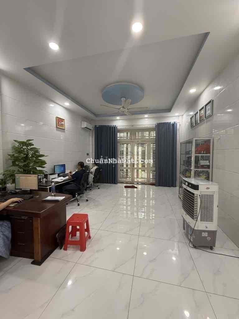 Bán nhà ngay đường Cây Keo sổ hồng riêng