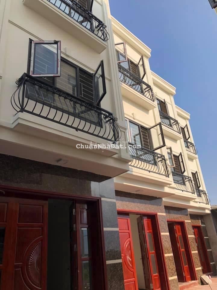 nHÀ TRONG ĐÊ 40m X 4T,ngõ 4m,Ôtô TẢI ĐỖ CẠNH tại CHỢ TT XÃ Cao Viên