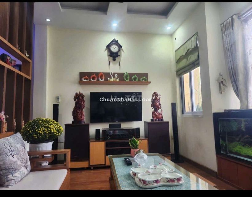 CHO THUÊ NHÀ THẠCH BÀN, LONG BIÊN - 36m2 × 4 Tầng - 3 Ngủ