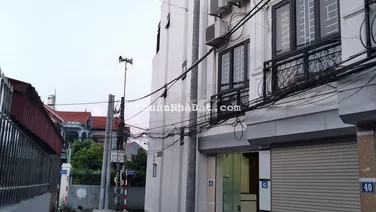 Cho thuê nhà riêng, mặt đường thông