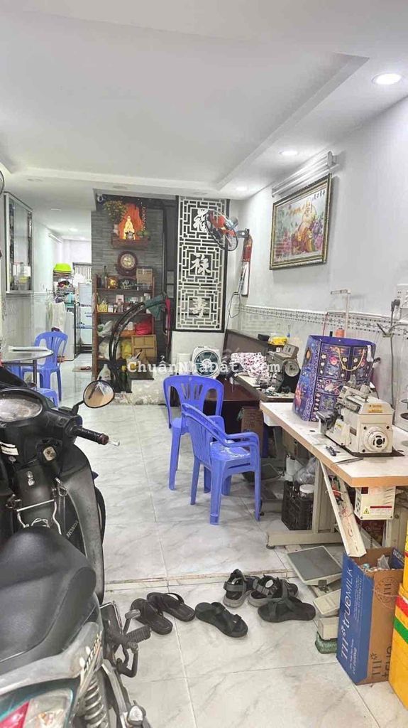 BÁN NHÀ KÊNH TÂN HOÁ - 40M2 - 2 TẦNG - HẺM XE HƠI - CHỈ 3.XX TỶ